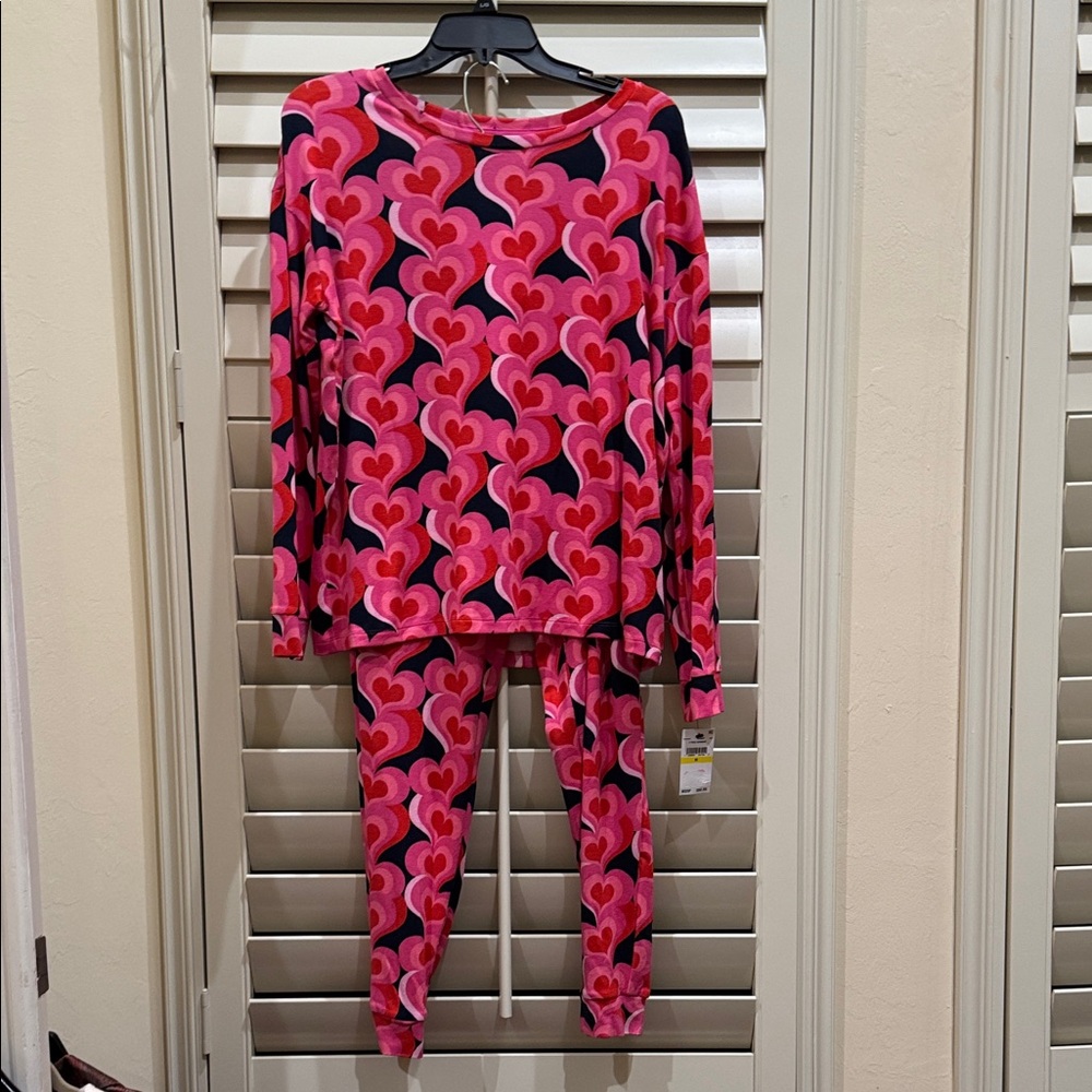 Room Service Heart Patterned Pink Pajama Set